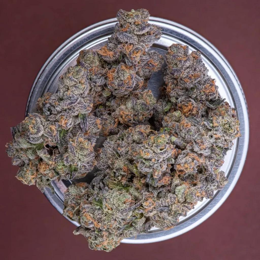 Apples and Bananas Strain